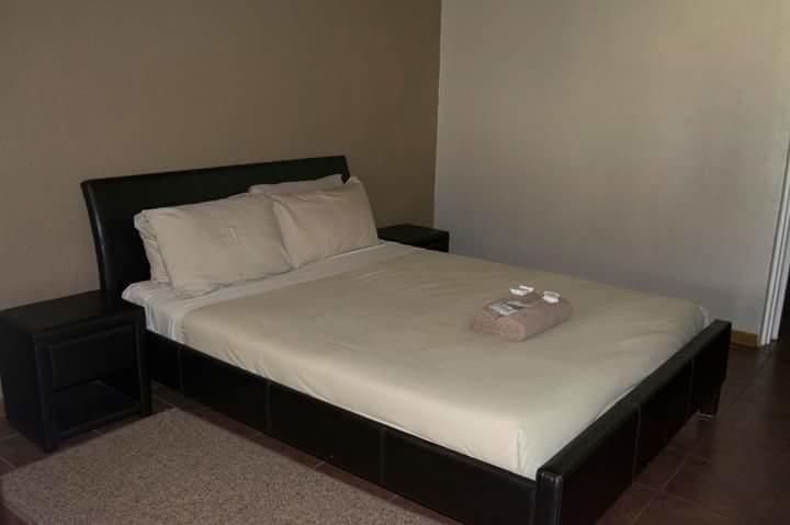 African Rest Lodge Barberton Esterno foto